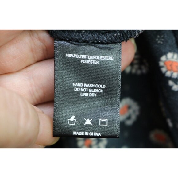 Sunday in Brooklyn 3/4 Bell Sleeve Dark Floral Tunic-Size Medium-Whimsigoth - Picture 8 of 12